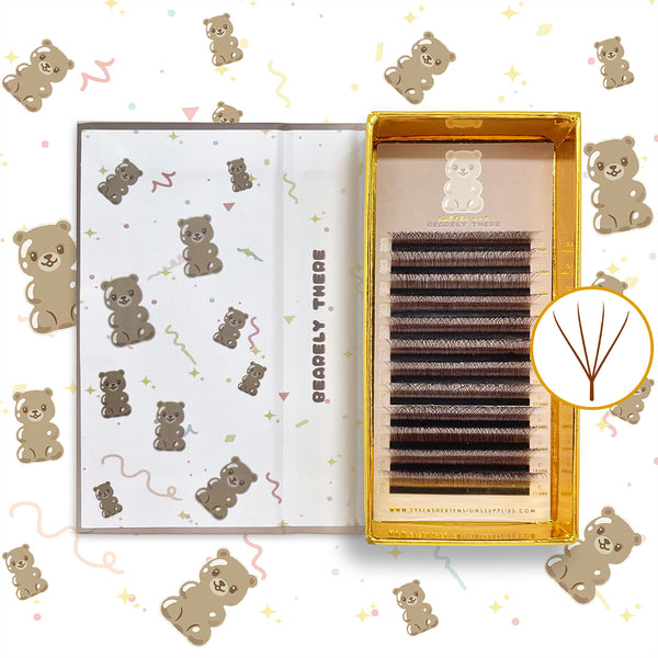 iLevel Lab Brown 4D YY Clover Lash Extensions tray containing lightweight brown lashes designed to create fuller classic lash sets, textured hybrid lashes, and soft volume effects for professional lash artists.