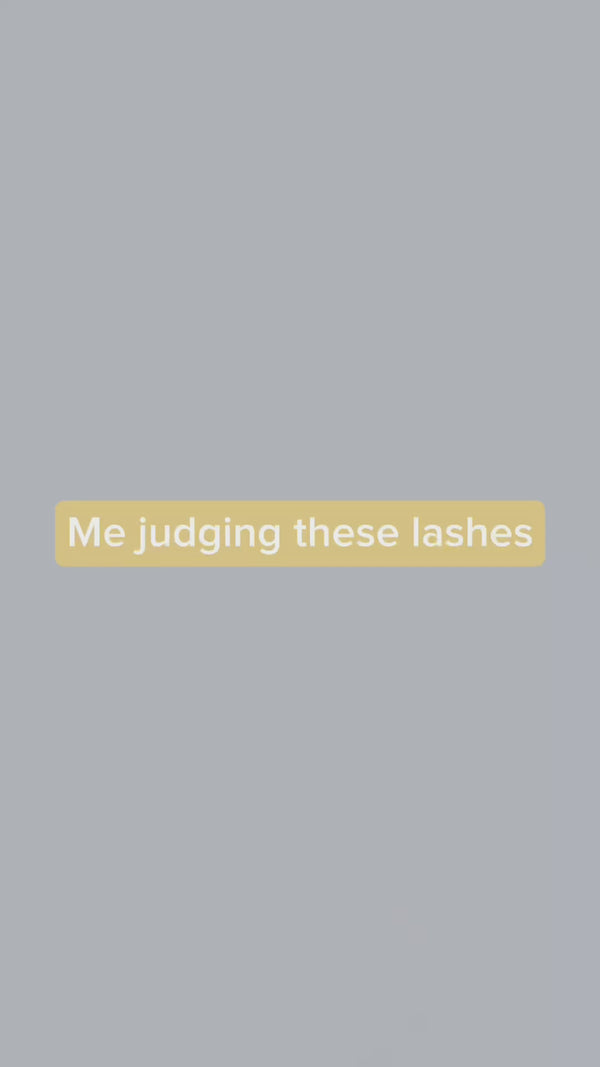 alt="Close-up video of iLevel Lab Anime Set lash tray, tweezers holding premade fans, model wearing anime lash extensions"